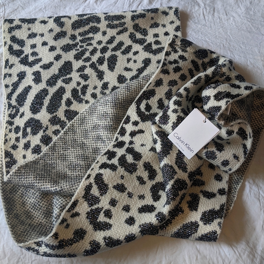Calvin Klein Infinity Scarf - NWT